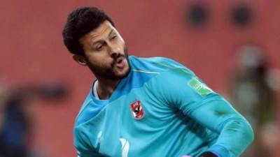 تعرف علي سبب خروج الشناوي من المباراة... تفاصيل