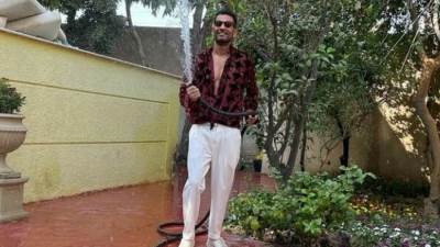 بإطلالة كاجوال.. عمرو سعد يشارك جمهوره أحدث ظهوره عبر الانستجرام