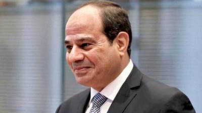 عاجل.. السيسي: " بنتكلم في مشروعات زراعة تصل إلى 500 مليار جنيه حتى الآن"