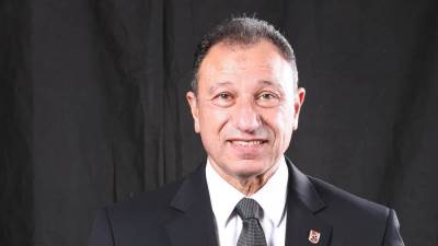 "الأهلي" يطلب مواجهة "إيسترن كومباني" بدون الدوليين في فترة التوقف 