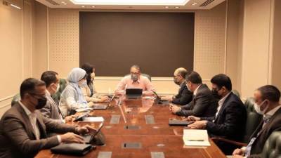 "وزير السياحة" يعقد اجتماعاً موسعاً لمناقشة الحملات التسويقية المشتركة