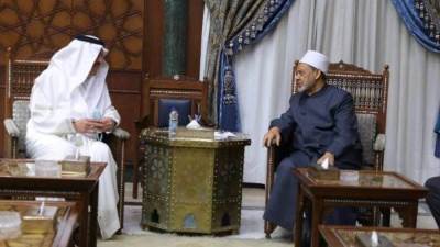 شيخ الأزهر يستقبل السفير السعودي بالقاهره لمناقشة القضايا ذات الاهتمام المشترك