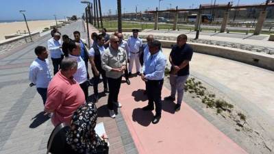 "الجزار" يتجول بكورنيش المنصورة الجديدة ومنطقة الفيلات المجاورة