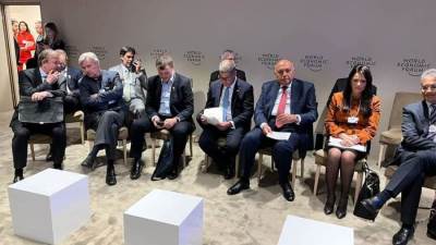 "شكري" يشارك في الاجتماع السنوي للمنتدى الاقتصادي العالمي بدافوس