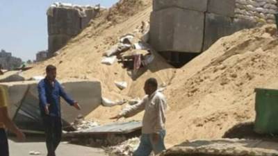 عاجل بالجيزة.. سقوط كوبري تحت الإنشاء بفيصل