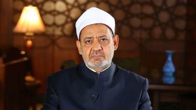 "شيخ الأزهر" يعزي أمهات السنغال في وفاة 11رضيعًا بحريق بمستشفى غربي البلاد