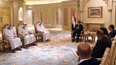 رئيس الوزراء يلتقي وزير الصناعة والتكنولوجيا المتقدمة بدولة الإمارات 