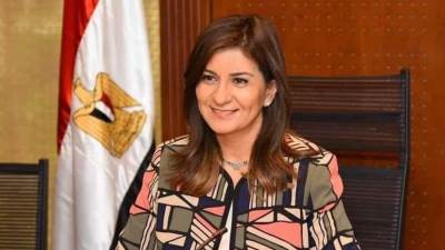 أطلب الدعاء.. أول تعليق من وزيرة الهجرة على اتهام ابنها بجريمة قتل