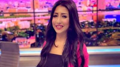 الإعلامية هنا أحمد تدعم مواهب معرض الفن التشكيلي "ليالي الفن"