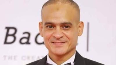 بحضوره اليوم.. مصطفي عباس يدعم مواهب معرض الفن التشكيلي "ليالي الفن" 