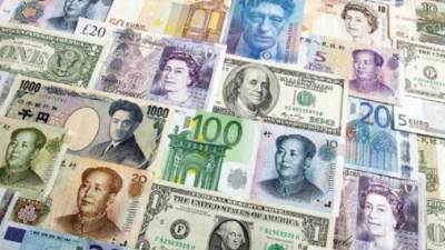 تعرف على أسعار العملات الاجنبية والعربية اليوم في مصر