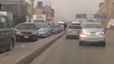 عاجل.. زحام مروري أعلى الدائرى الرابط بين محافظات القاهرة الكبرى