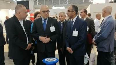 الاسكان: هدفنا الاستفادة التكنولوجيات الحديثة في قطاع المرافق بمشروعات "حياة كريمة"