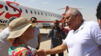 وزيرة البيئة تعلن مدينة الخارجة أول مدينة صديقة للبيئة والمناخ من الوادي الجديد