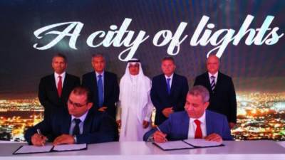 وزير قطاع الأعمال العام يشهد توقيع عقد تطوير الكورنيش المقطم