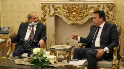 "عبدالغفار" يلتقي رئيس المجلس الأعلى للصحة بالبحرين لبحث التعاون بين البلدين 