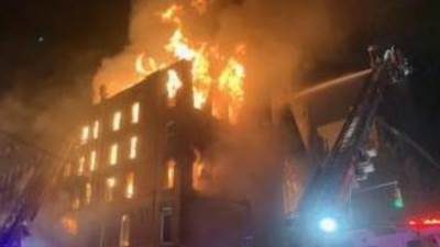 مصر تعزي بنجلاديش في ضحايا الانفجار بمستودع لحاويات الشحن 