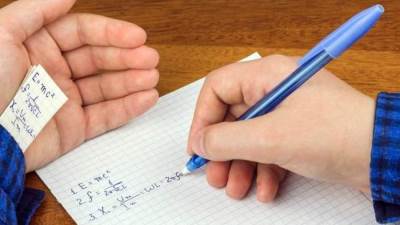 حكم الغش في الامتحانات؟.. الأزهر يجيب 