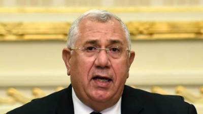 «القصير» يشرح السياسات الزراعية الحالية ما بين التحديات والفرص