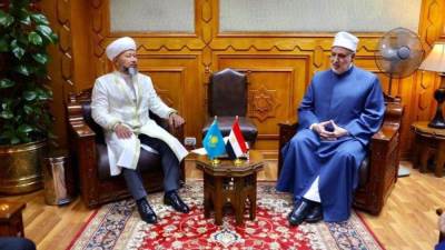 "وكيل الأزهر" يستقبل "مفتي كازاخستان" لبحث سبل التعاون العالمي والدعوي والثقافي 