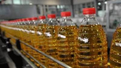 "التموين" تتعاقد على 52500 طن زيت صويا خام إنتاج محلي 