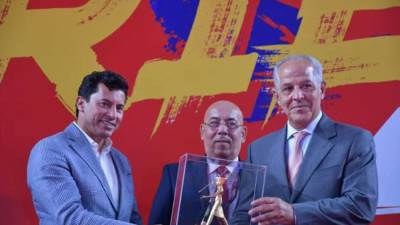 وزير الرياضة ورئيس الأتحاد الدولي للكاراتية يفتتحان بطولة الدوري العالمي