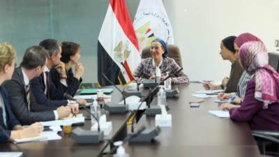 وزيرة البيئة تلتقى ممثلى الوكالة الفرنسية للتنمية وتبحث سبل التعاون الثنائي المشترك