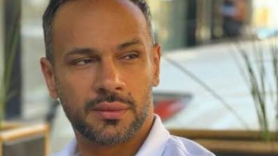 محمد عطية عبر الفيس بوك: يؤكد عدم نظافة الفن