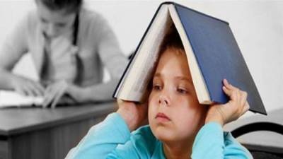 مع اقتراب امتحانات الثانوية العامة.. نصائح للتعامل مع ابنك خلال فترة الامتحانات