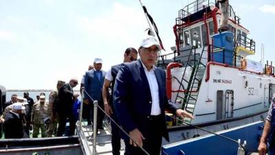 "مدبولي"يتفقد أعمال تطوير الأرصفة الغربية والمعامل المركزية بميناء شرق بورسعيد 