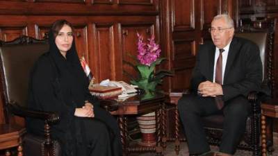 "القصير" و"سفيرة الإمارات" يبحثان تعزيز آفاق الاستثمار بين البلدين وتسهيل الإجراءات للمستثمرين