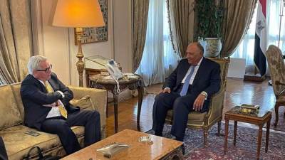 وزير الخارجية يستقبل المبعوث الأممي لعملية السلام في الشرق الأوسط