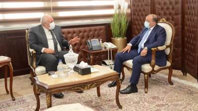 "شعرواي" يتابع مع محافظ الوادي الجديد موقف توريد القمح ومعدلات تنفيذ المشروعات