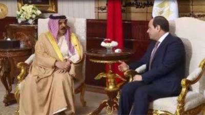 "الرئيس السيسي" يستقبل ملك البحرين بشرم الشيخ 