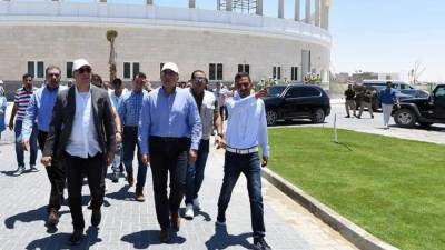 رئيس الوزراء يتفقد مشروع "المدينة التراثية" بالعلمين الجديدة 