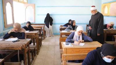  "وكيل الأزهر" يتفقد لجان الثانوية الأزهرية بمحافظة القاهرة