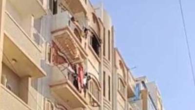 السيطرة علي حريق داخل شقة سكنية بمنطقة روض الفرج 