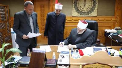 "وكيل الأزهر" يعتمد نتيجة امتحانات الدور الأول لأبناء الأزهر بالخارج 