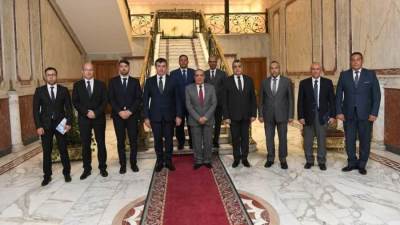 "وزير الدولة للإنتاج الحربي" يستقبل" وزير التكنولوجيا والصناعة المجرى" لبحث أوجه التعاون