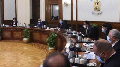 مدبولي: يكلف بإعداد كتيب وخرائط للفرص الاستثمارية ليتولي الصندوق السيادي وهيئة الاستثمار