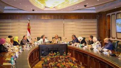 وزير الطيران: توفير التسهيلات والخدمات لإنجاح قمة المناخ بما يليق بمصر الحديثة