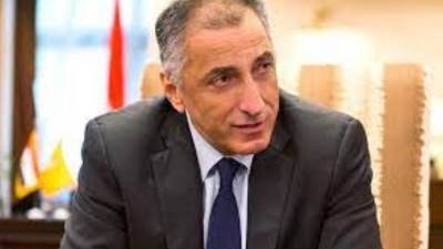 لماذا قرر البنك المركزي تثبيت سعر الفائدة؟