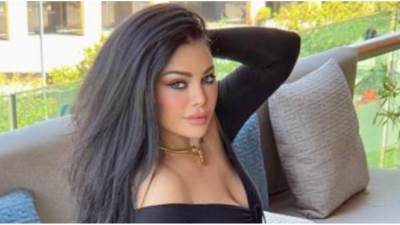 هيفاء وهبي تعلن شفاء والداتها وتشكر المستشفي والفريق المعالج