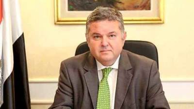 "وزير قطاع الأعمال" يستعرض مستجدات مشروع تطوير شركات القطن والغزل والنسيج