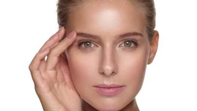 تعرفي على فوائد بذور الكتان للتخلص من تجاعيد حول العين وطريقة الاستخدام