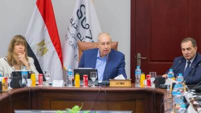 اقتصادية قناة السويس تستضيف مائدة مستديرة مع ممثلي شركات الوقود الأخضر