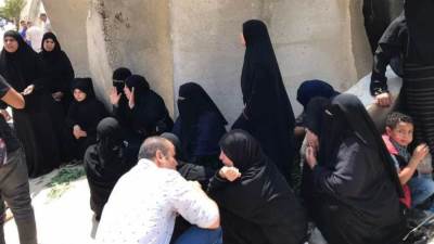 بالصور.. وصول أهالي ضحايا مذبحة الريف الأوروبي لحضور أولي جلسات محاكمة المتهم