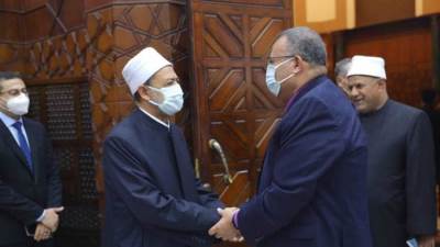 رئيس الطائفة الإنجيلية يهنئ شيخ الأزهر بعيد الأضحى المبارك 