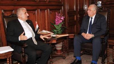 «القصير» يبحث مع مدير "اكساد" المشاركة بفعاليات يوم الزراعة والغذاء بقمة المناخ