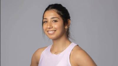 تمكيناً للمرأة ودعماً للرياضة..بنك مصر يرعى لاعبة الاسكواش المحترفة ندى عباس